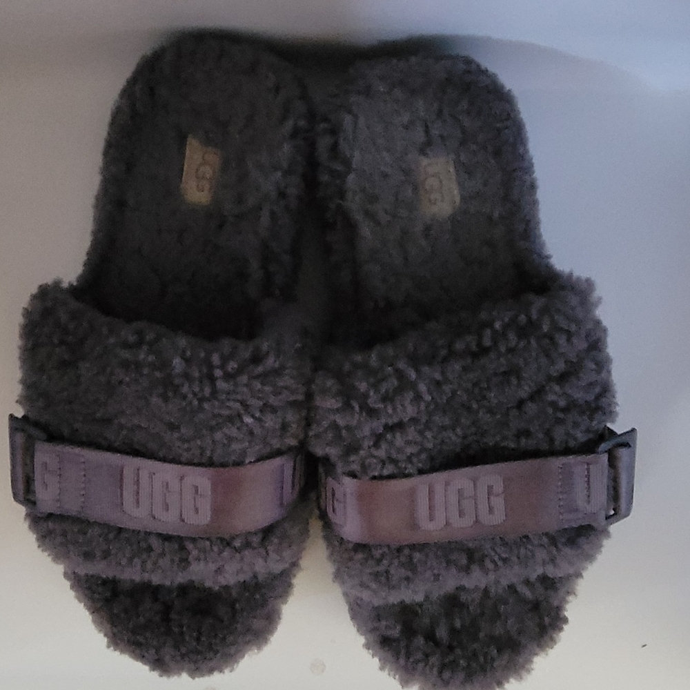 UGG FLUFFITA Sheepskin Slipper Slide Sandals Women's Shoes Size US 6.5